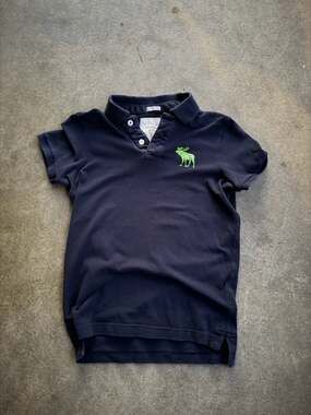 Vintage Men's Abercrombie & Fitch Navy Polo Shirt with Green